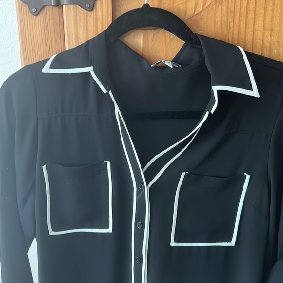 Express button down blouse - Picture 4 of 5